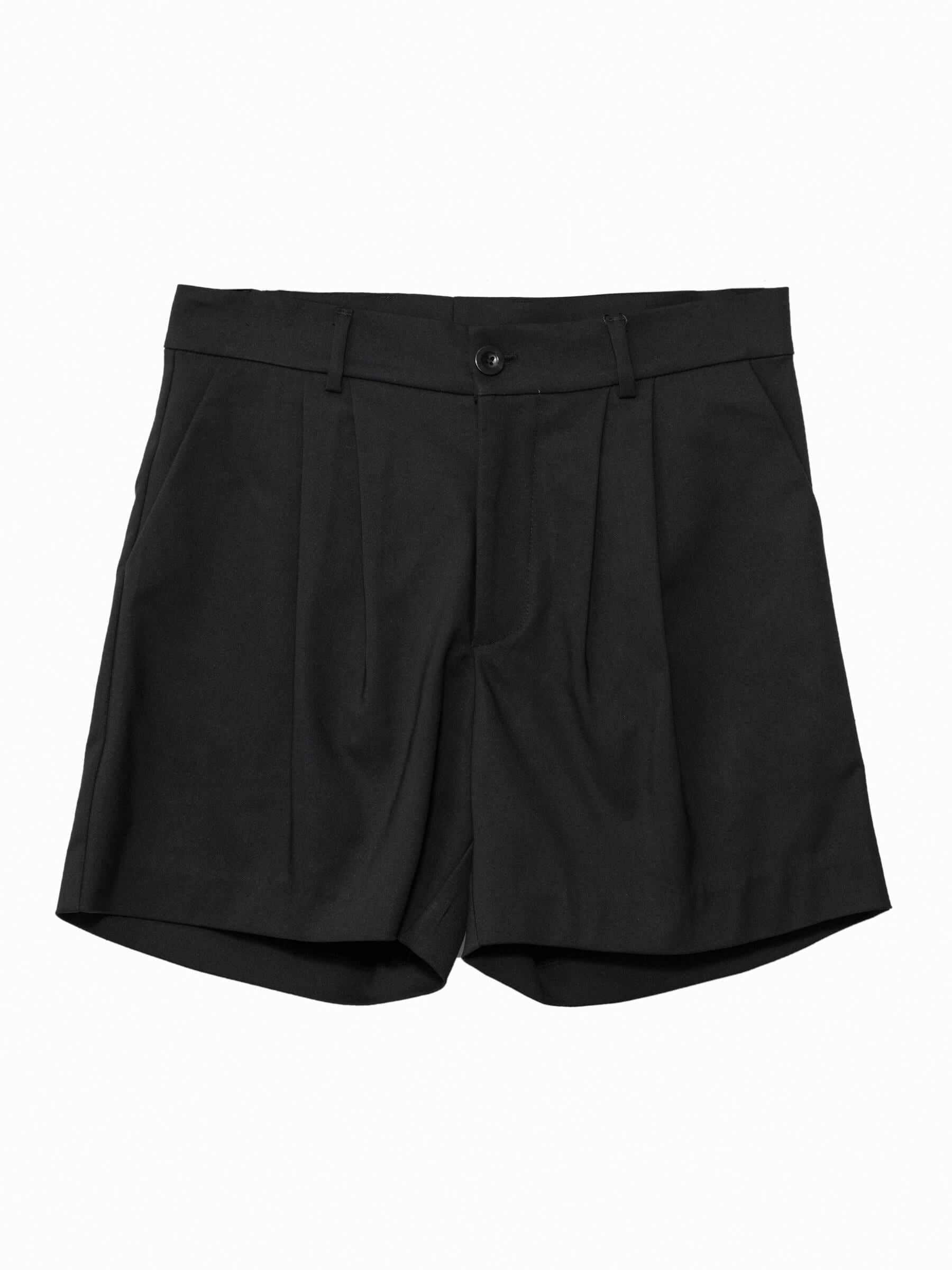 מכנסיים קצרים שחורים