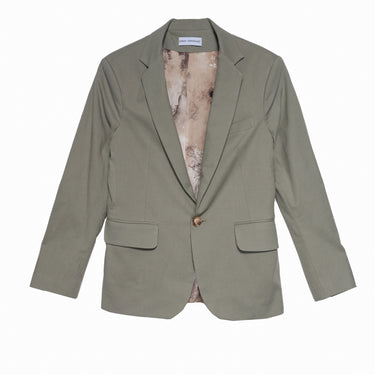 חליפת פשתן, בצבע מרווה עם מכנסי קשירה